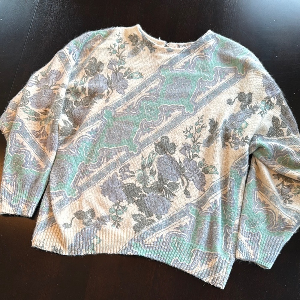Floral Patterned Women's Sweater